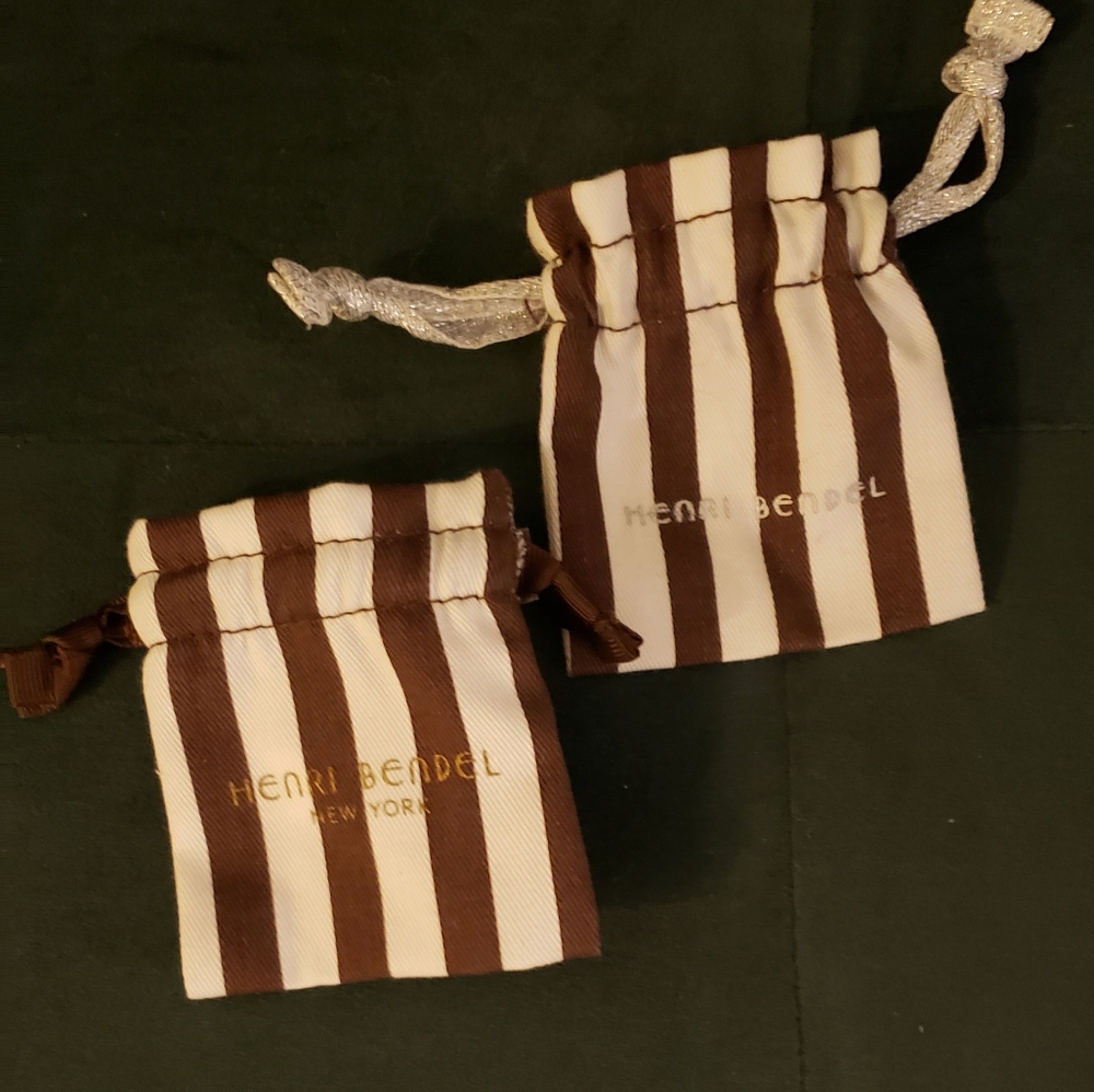 NWOT Henri Bendel jewelry dust bags